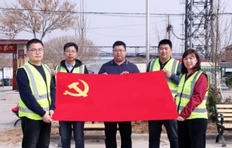 聚合力 植新綠——陽光園林黨支部參加植樹節志愿服務活動