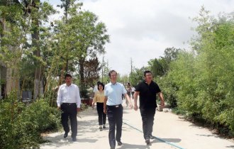 東營市政協副主席王新明一行蒞臨陽光園林考察調研